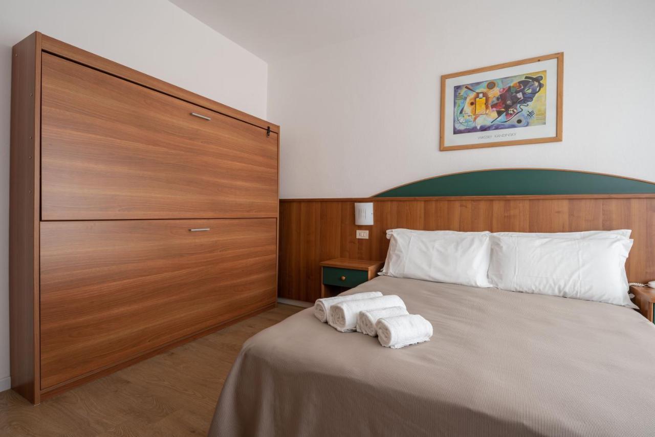 Hotel Boston 3 Stelle Superior Frontemare Lido di Jesolo Luaran gambar