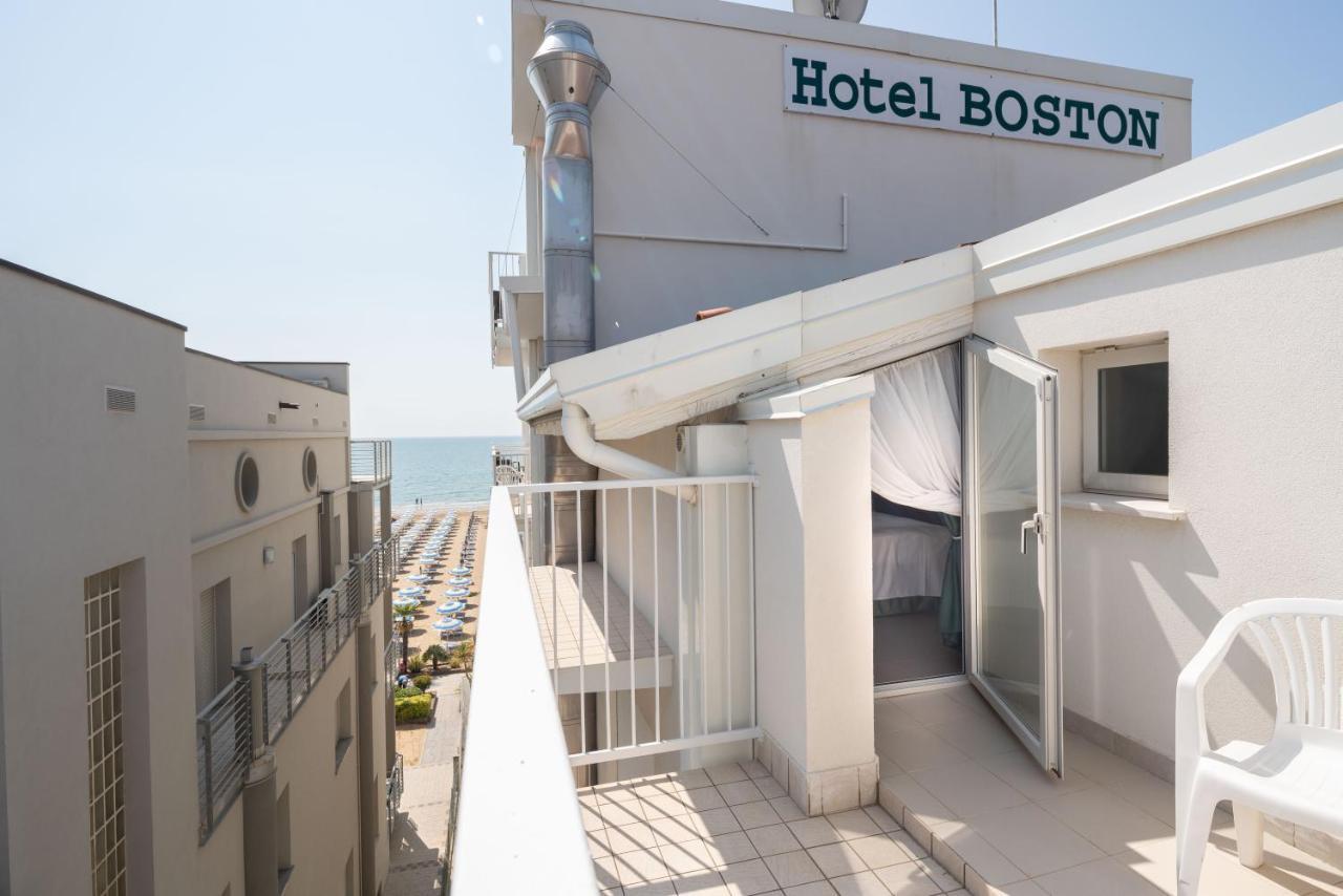 Hotel Boston 3 Stelle Superior Frontemare Lido di Jesolo Luaran gambar