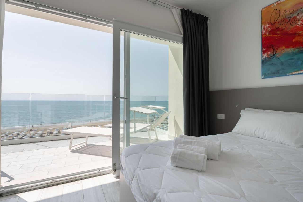 Hotel Boston 3 Stelle Superior Frontemare Lido di Jesolo Luaran gambar